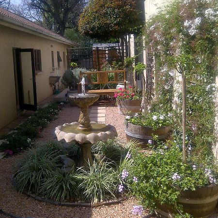 A Hundred Thousand Welcomes B&B Sandton Exterior foto